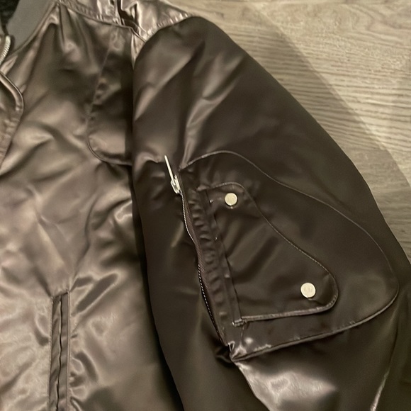 Kevin Kreider’s Dior Jacket - Picture 5 of 11